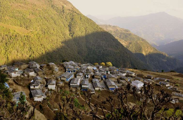 Nagi Village Trek 7D